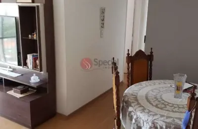 Apartamento com permuta por casa com  2 dorm, 1 suíte e 2 vagas