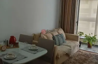 Apartamento de 2 quartos, 1 suíte, próximo ao metrô carrão.