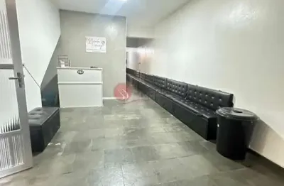 Sobrado na vila formosa com 2 dormitórios, 1 suíte, 2 banheiros, quintal, 1 vaga.