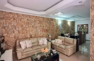 Casa com 3 quartos à venda na Rua Renato Rinaldi, 948, Vila Carrão, São Paulo