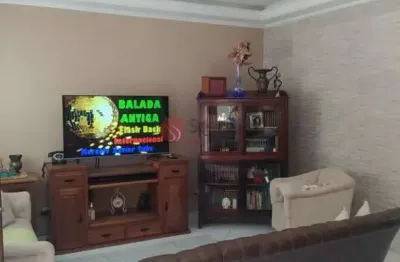 Casa com 3 quartos à venda na Rua Doutor Cristiano Altenfelder Silva, 454, Vila Carrão, São Paulo