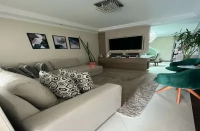 Sobrado na penha com 3 dormitórios, sendo 2 suites, 2 vagas de garagem.