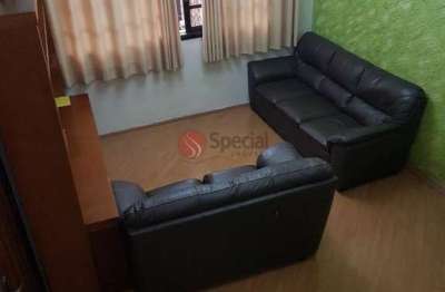 Sobrado no jardim têxtil 4 vagas, 3 dormitórios, 1 suíte.