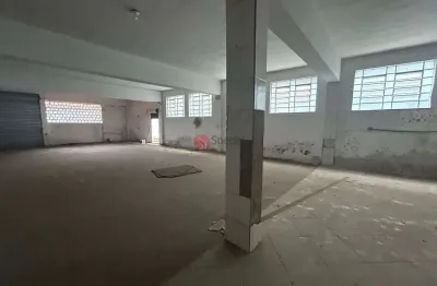 Salão comercial  na vila formosa, 400 metros, 10 vagas, ao lado de comércio em geral  e transportes.