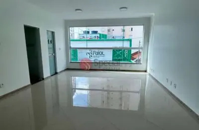 Sala na vila invernada de 55 metros com 1 depósito, copa, 1 banheiro, próximo ao hospital vitória.