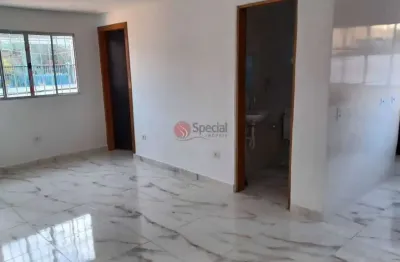 Casa com 2 quartos para alugar na Rua Água Santa, 31, Água Rasa, São Paulo