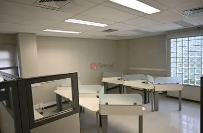Prédio comercial com estacionamento na melhor localização do tatuapé.