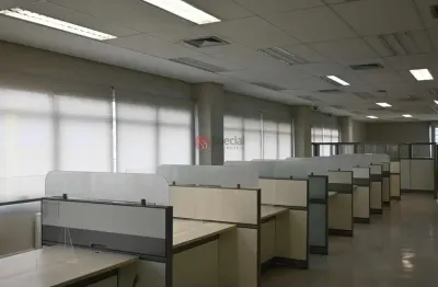 Prédio comercial com estacionamento na melhor localização do tatuapé.