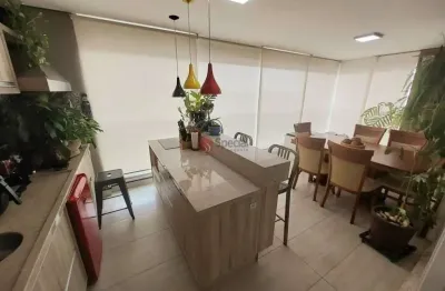 Vende-se apartamento ,magnífico com 3 dormitórios com duas vagas na vila prudente