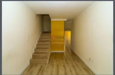 Casa em condomínio fechado na  vila macedópolis com 2 suítes e 2 vagas.