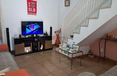 Sobrado à venda no tatuapé com  2 quartos e 1 vaga.