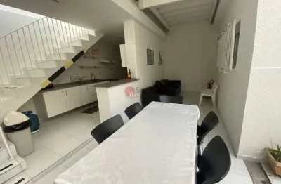 Sobrado comercial no tatuapé, mobiliado com 6 salas, área de funcionários e 2 vagas de garagem.