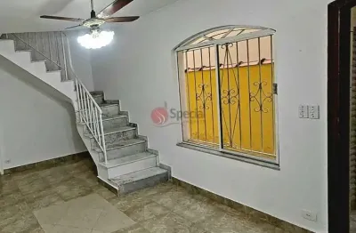 Sobrado com 3 quartos para locação no jardim piqueroby.