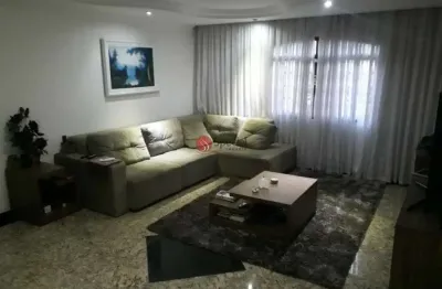 Sobrado com 3 suítes e 6 vagas à venda, 248m² na vila guilhermina.