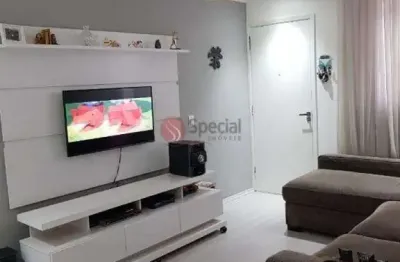 Apartamento à venda, com 2 quartos, 2 banheiros e 1 vaga, próximo ao metro carrão