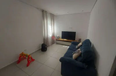 Casa térrea na penha 168 metros, 2 dormitorios, 2 vagas a 800 metros do metrô villa matilde.