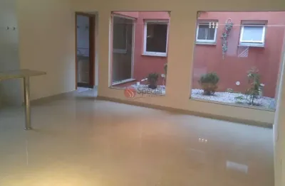 Casa térrea na vila invernada com 200 m² para locação.