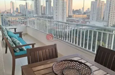 Apartamento na mooca, amplo, com varanda gourmet à venda ou locação.