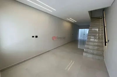 Sobrado novo no tatuapé, lindo, 3 dormitórios, 1 suíte, 2 vagas em localização privilegiada.