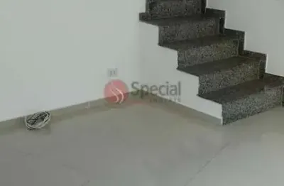 Sobrado para locação comercial ou residencial na Vila Matilde à 3 quadras Metrô.