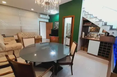 Sobrado na vila santa clara modernizado  - 4 suítes - 2 vagas de garagem.