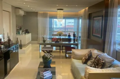 Apartamento à venda, com 213m² , 3 suítes e 3 vagas paraíso.