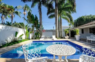 Casa térrea de alto padrão à venda. praia de pernambuco, guarujá.