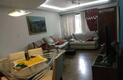 Sobrado com 4 quartos à venda, 220 m² na vila formosa
