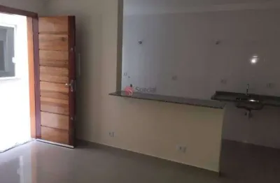 Casa térrea de condomínio na vila alpina com 35 metros, 1 dormitorio, 1 vaga de garagem.