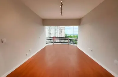 Apartamento em guarulhos com 105 m², 3 quartos, 1suíte e 2 vagas, todo reformado