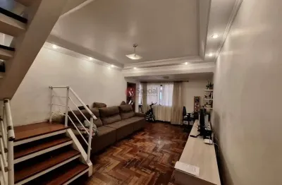 Casa com 2 quartos à venda na Rua Atucuri, 103, Vila Carrão, São Paulo