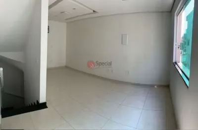 Sobrado de condomínio na vila matilde, 2 suítes, 2 vagas, ótima localização