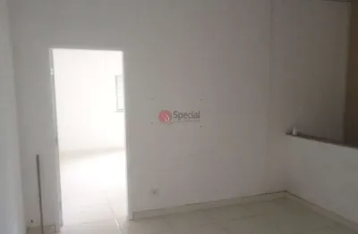 Casa com 2 quartos para alugar na Rua Cidade de São Simão, 176, Quarta Parada, São Paulo