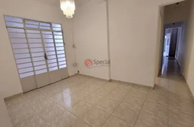 Casa com 2 quartos para alugar na Rua Edmundo Xavier, 462, Tatuapé, São Paulo