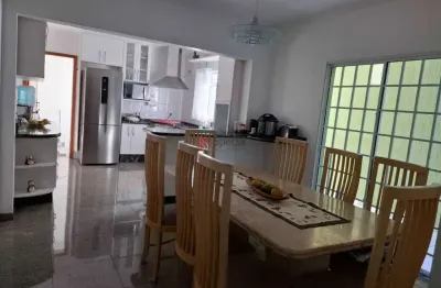 Casa com 3 quartos à venda na Rua Antúrios, 145, Jardim Têxtil, São Paulo