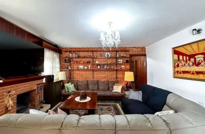 Casa com 7 quartos à venda na R Maria Carminda Falcão Rocha, 229, Vila Albertina, Campos do Jordão