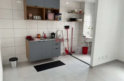 Apartamento com 30m², 1 dormitório, sem vaga, com planejados na mooca
