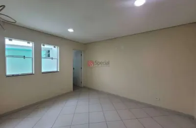 Casa comercial para alugar na Rua Doralisa, 140, Vila Carrão, São Paulo