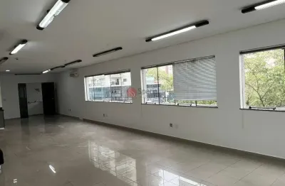 Prédio para alugar na Rua Airi, 549, Tatuapé, São Paulo