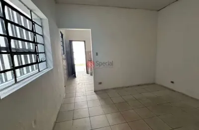 Casa térrea no tatuapé, 105 metros, 5,90 x 17,79, quartos, sala,1 vaga, próximo a rua cantagalo.