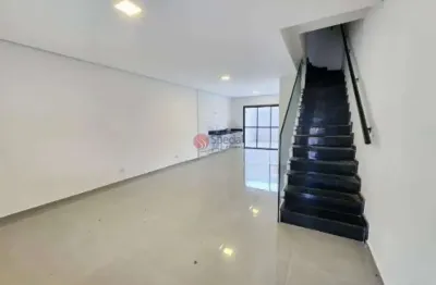 Sobrado com 3 quartos para compra na vila carrão com 95 metros.