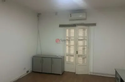 Sala comercial ampla e bem localizada para locação no tatuapé 110 m².