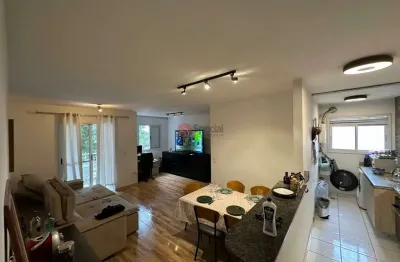 Apartamento reformado e mobiliado no tatuapé com 72 m² e excelente padrão de acabamento