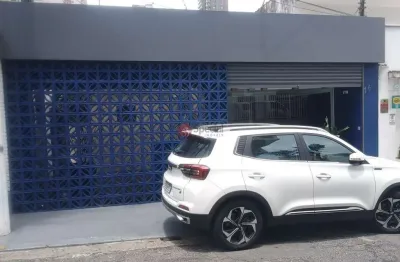 Casa comercial para alugar na Rua Manuel de Autoguia, 78, Tatuapé, São Paulo