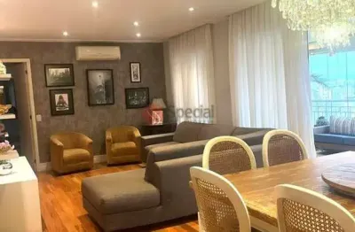 Apartamento de alto padrão no belém em andar alto com 4 quartos e 4 vagas.