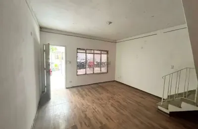 Casa com 2 quartos para alugar na Rua Azevedo Soares, 2130, Tatuapé, São Paulo