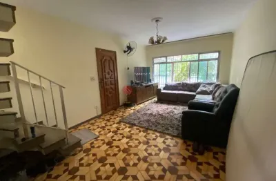 Casa com 3 quartos para alugar na Rua Santo Eugênio, 136, Vila Carrão, São Paulo