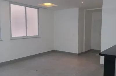 Lindo, prédio seguro, apt. pronto repleto de armários, suite com hidromassagem!