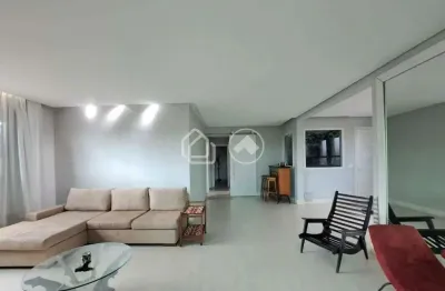 Linda casa à venda no estóril com 3 quartos e localização privilegiada!