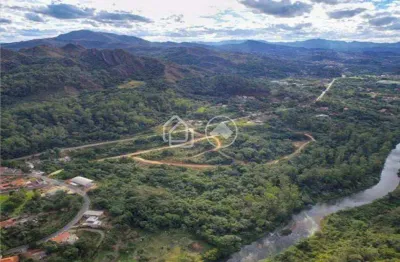 Terreno/Lote Residencial à Venda em Nova Lima - Frente, com Vista para Montanha